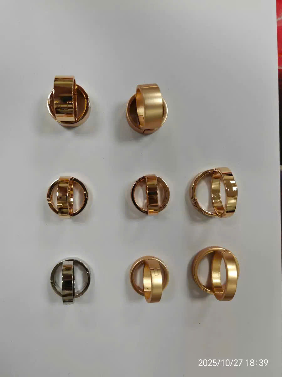 z7215007823027_23e1b1052f01983b7c06455d81cd07cd